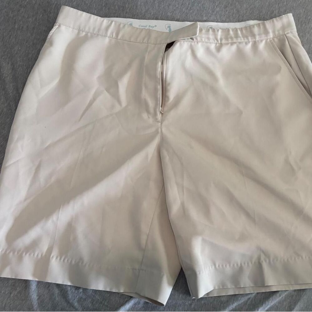 Unbranded Women's Cream and Tan Shorts